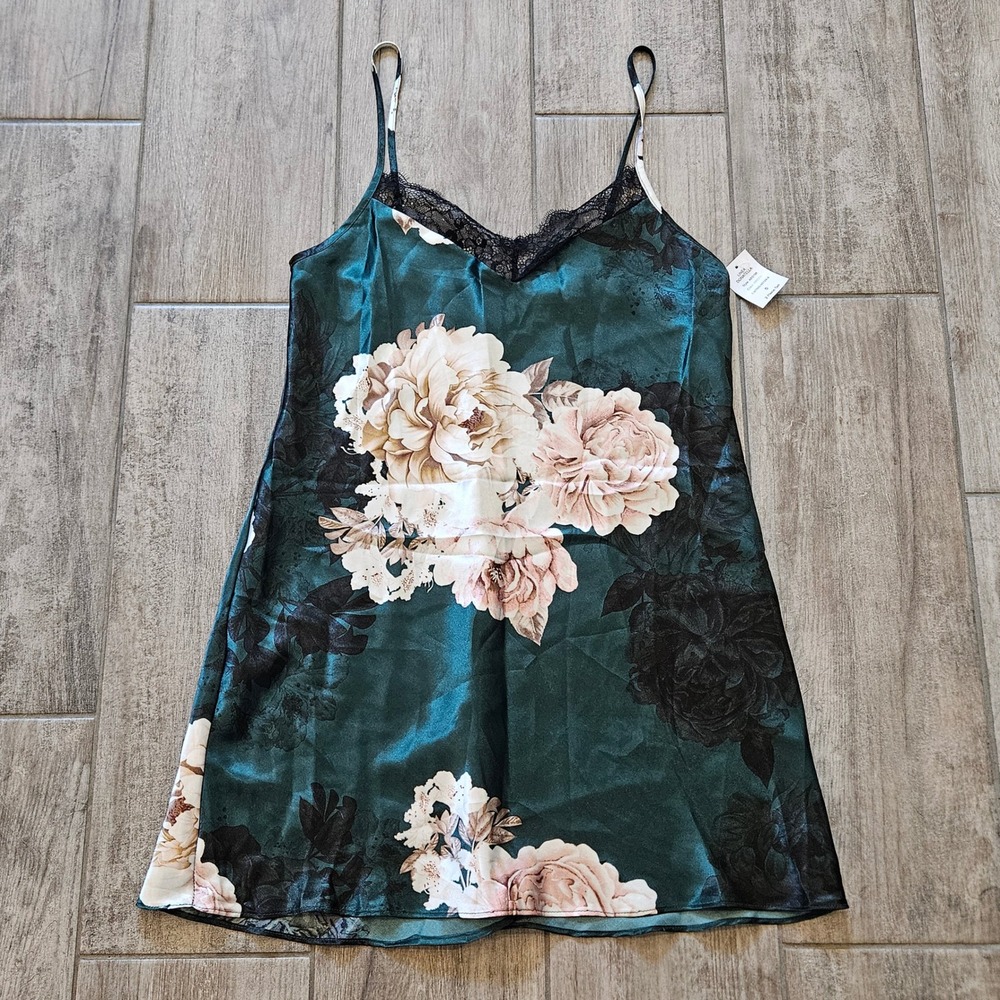 Linea Donatella Floral Satin Chemise Size S Green NEW Lace Trim Nightgown